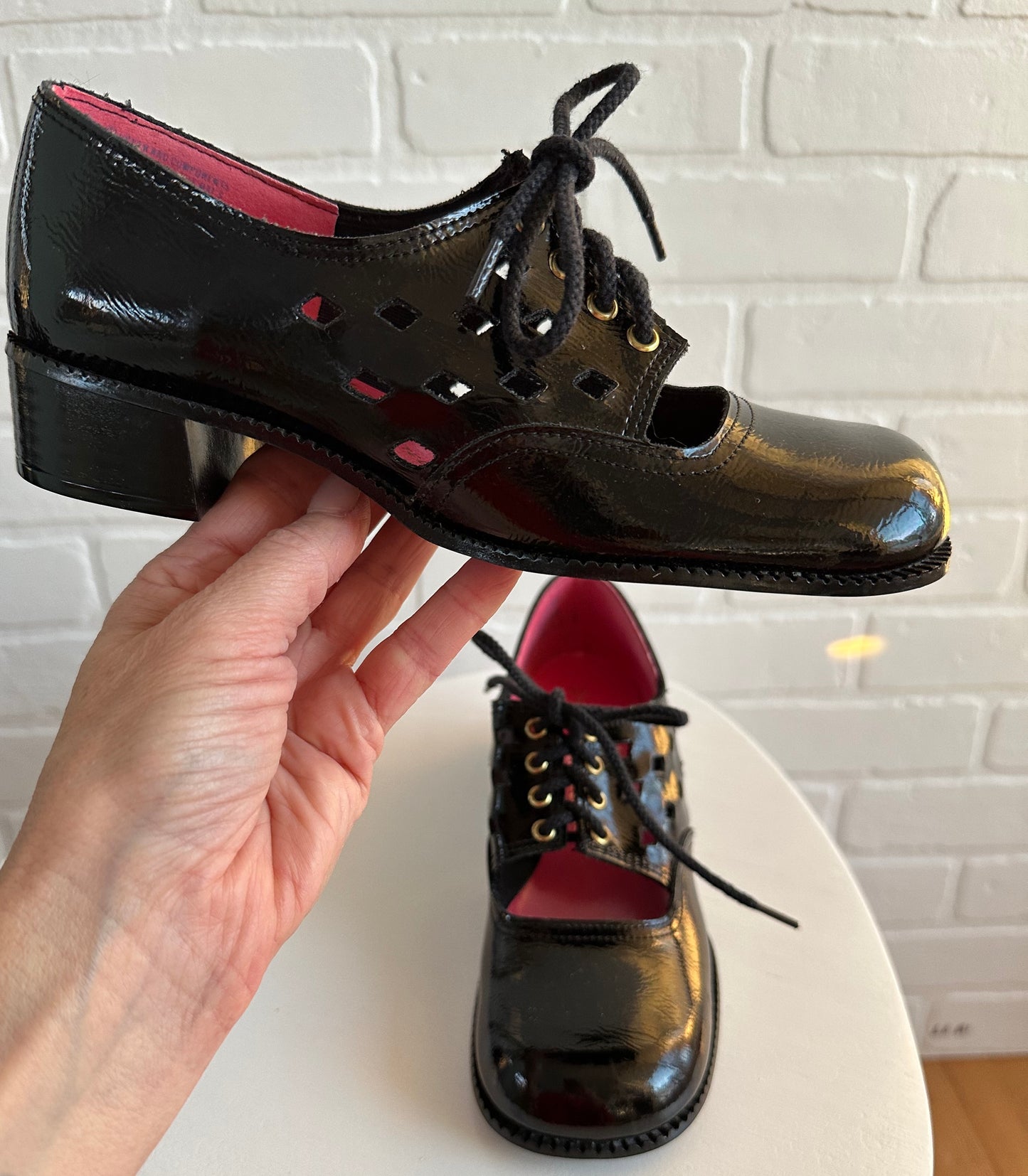 De Italia Black Patent Leather Mary Janes Size 5.5 1960's. Never Been Worn!!