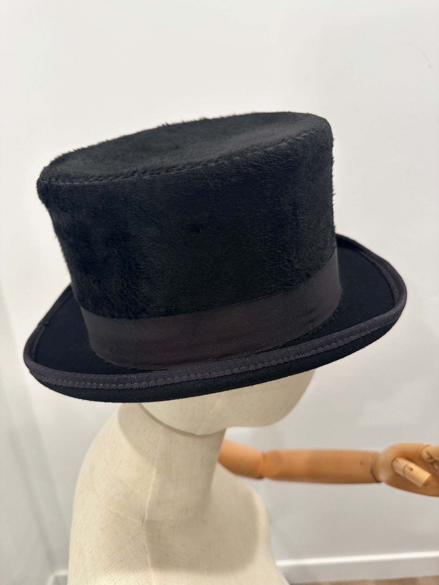 Adam Brand Bever Pelt Top Hat. A Rock and Roll Classic.